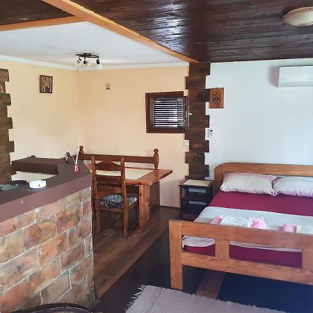 Apartmani Jankovic فردنيك المظهر الخارجي الصورة